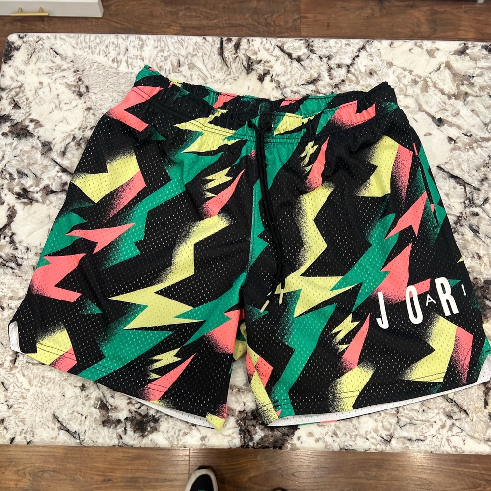 Jordan Men's Black Graphic Athletic Shorts Mesh